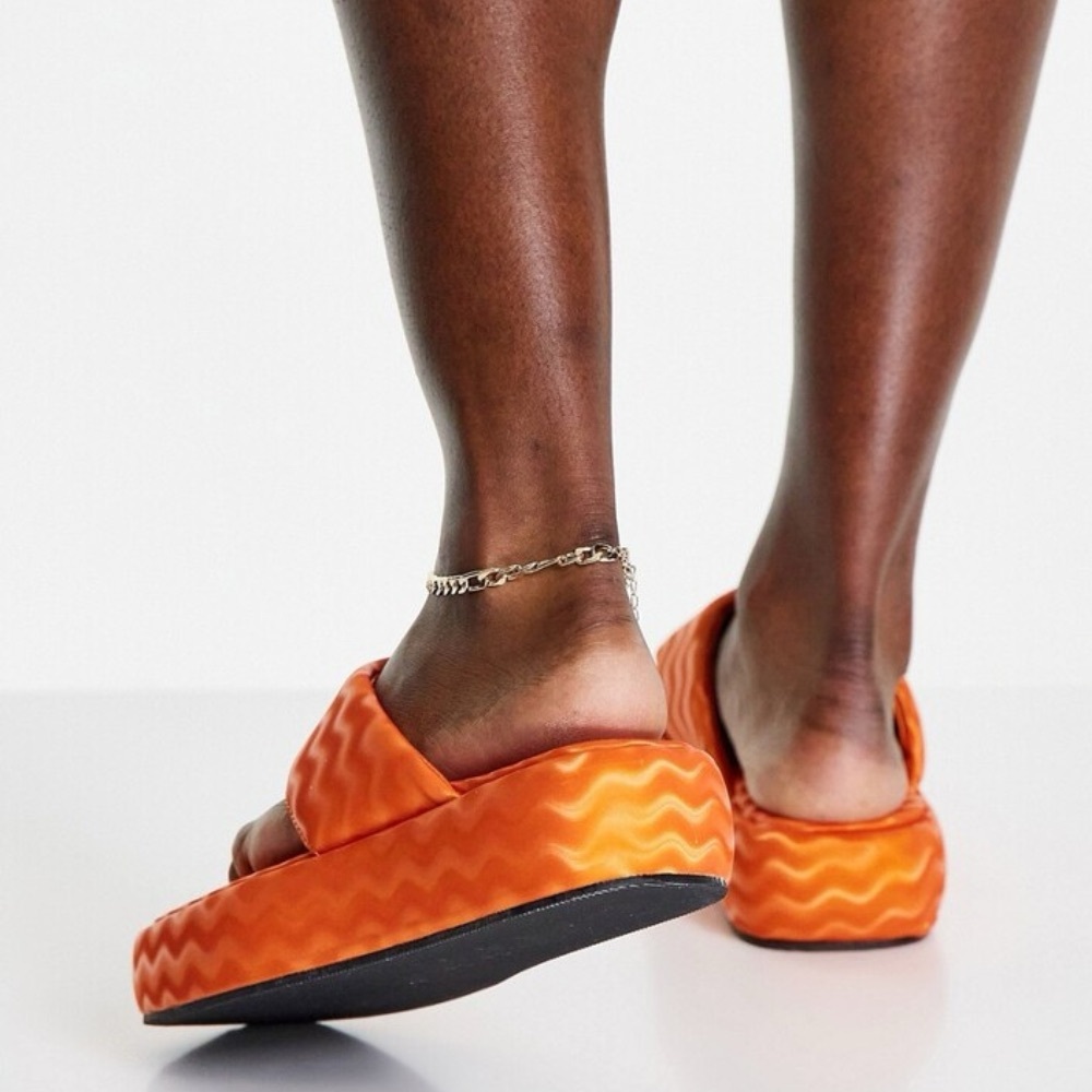 ASOS | Vibrant Flatform Orange Flip Flops - Picture 5 of 6